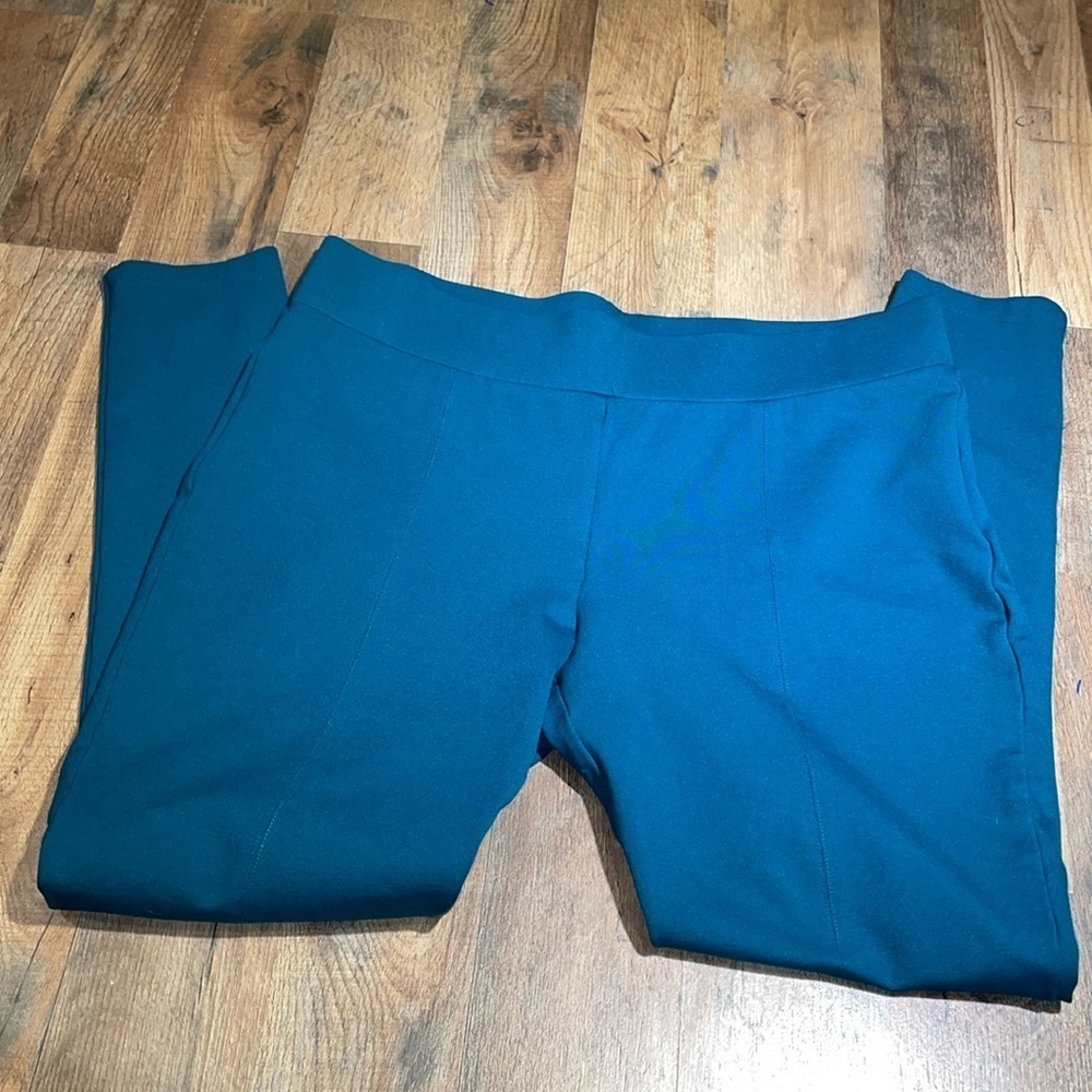 Christopher & Banks. Super Slimming Pants. Size Large.